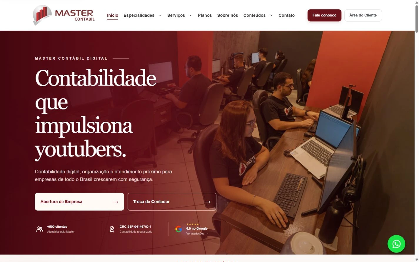 Site da Master Contábil Digital: identidade em vinho, fotografia da equipe e apresentação dos serviços contábeis